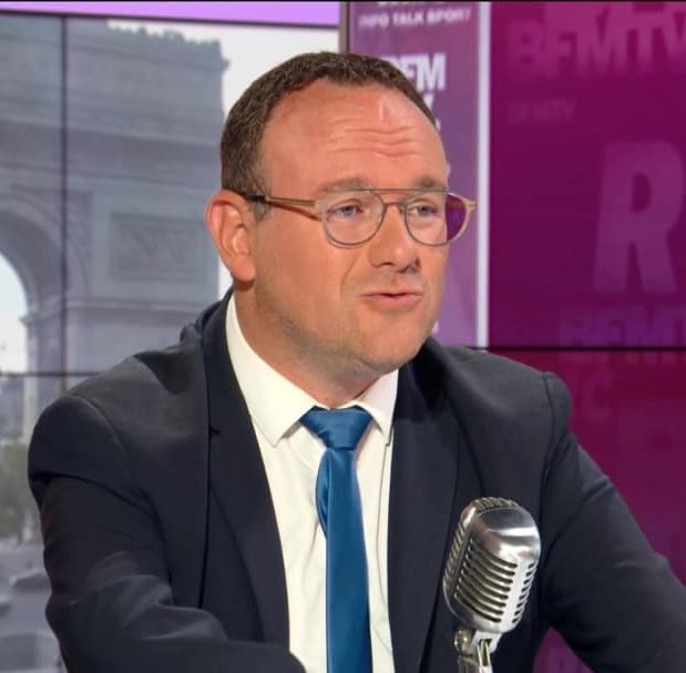 ⚡️🇫🇷FLASH - Le député apparenté Renaissance Damien #Abad, mis en examen pour tentative de viol, ne s’exprimera pas le temps de l'enquête, mais reste membre du groupe du parti présidentiel à l’Assemblée nationale. (groupe macroniste)