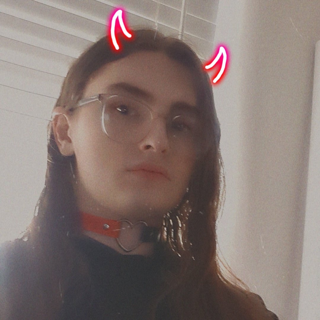 Sissy_Eleanor's tweet photo. #NewProfilePic https://t.co/cIWR92S6c3