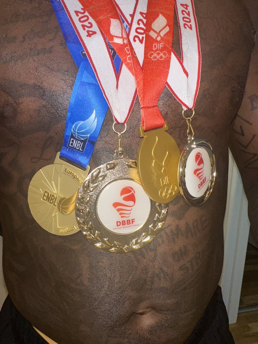 This year I have won 2 championships along with a MVP! Talk about God putting me in the position to be successful. Year 1 has truly been amazing and I’m thankful for everyone I encountered along the way. Thank you to <a href="/bakkenbears/">Bakken Bears</a> for the opportunity. #2OUT ✌🏾🇩🇰