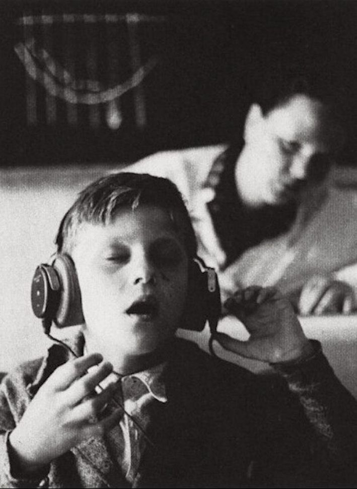 First listening experience for a deaf boy, Straubing, Germany (1966)
Credit: Bruno Mooser