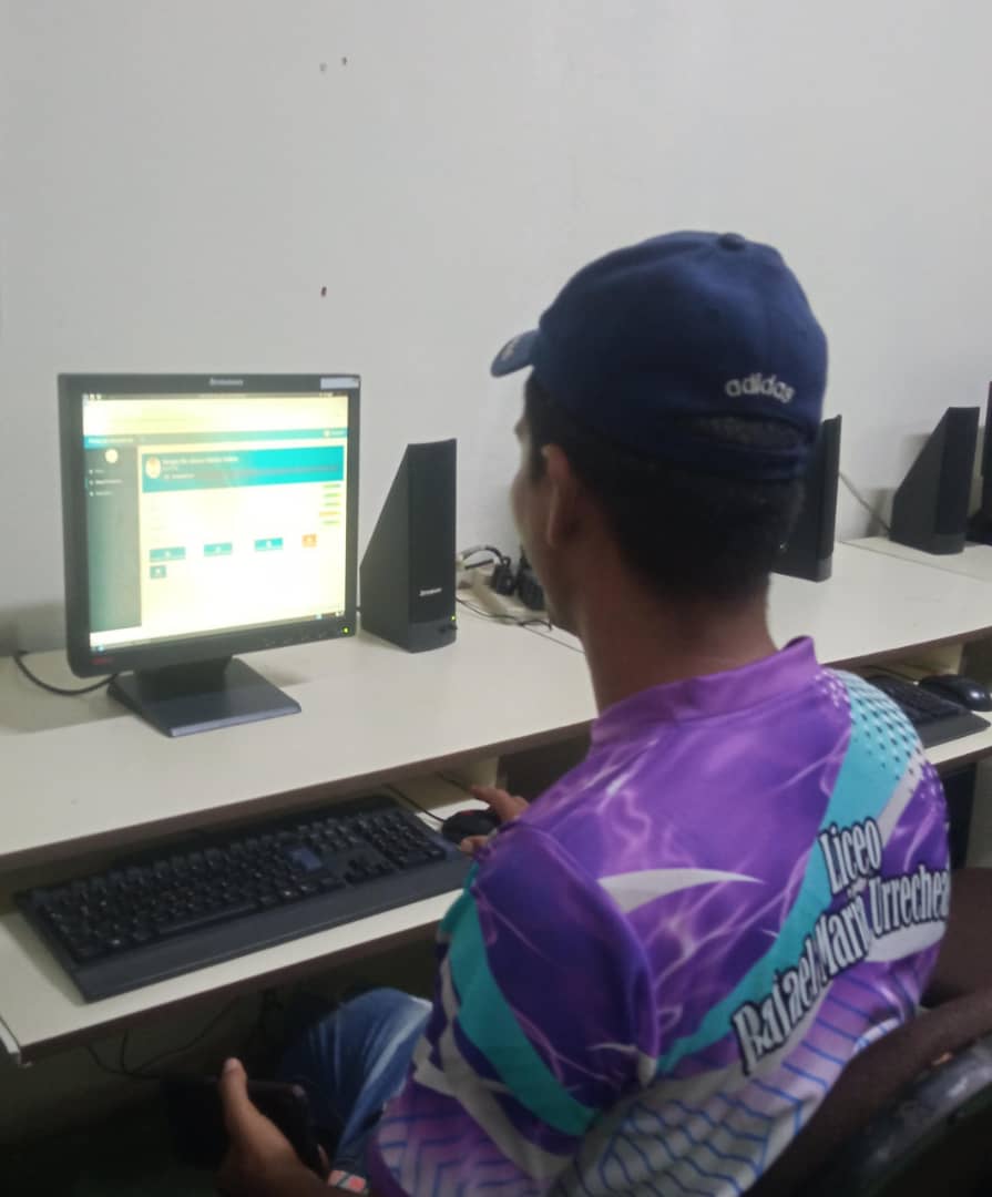 LiceoUrrecheaga's tweet photo. Respondiendo el Curso Soberanía o Colonia, y el futuro de la patria. El plan de las 7T. Desde nuestro CBIT "Rafael María Urrecheaga".
#TrujilloVanguardiaEducativa
#MPPEducacion 
#MPPE https://t.co/QSe7HlemxA