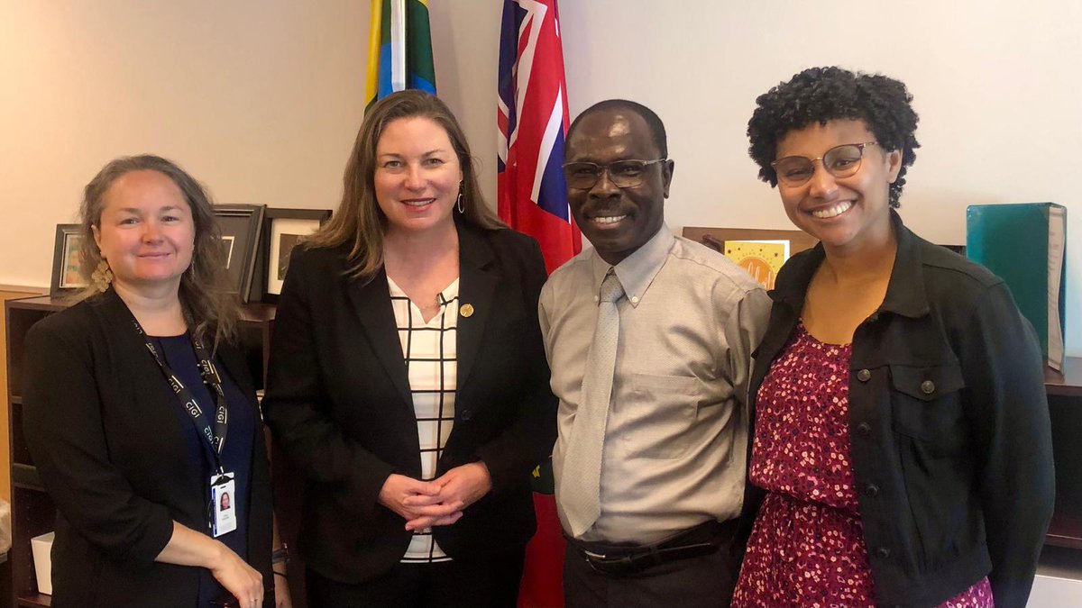 Thanks to Tara, Ernest & Brittney for today's update on the important work @ImmigrationWR is doing in our community & what is needed moving forward. Important discussions about access to critical infrastructure, education, health care, housing & housing as health care. #OnPoli