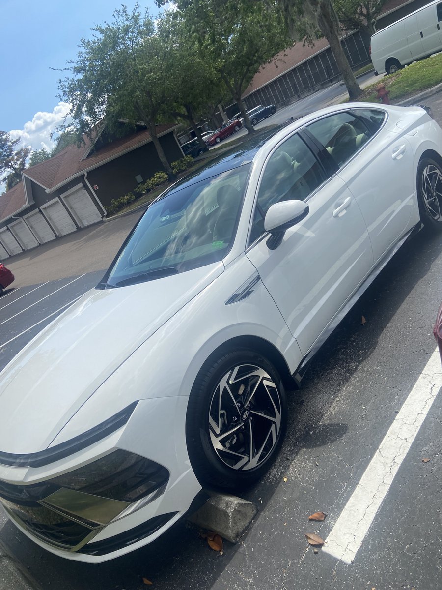 Leilamar D. bought a vehicle from us and said "I always have the best experience with Courtesy Hyundai Tampa, this is the 5th car that I lease with them, I love everything about them!"