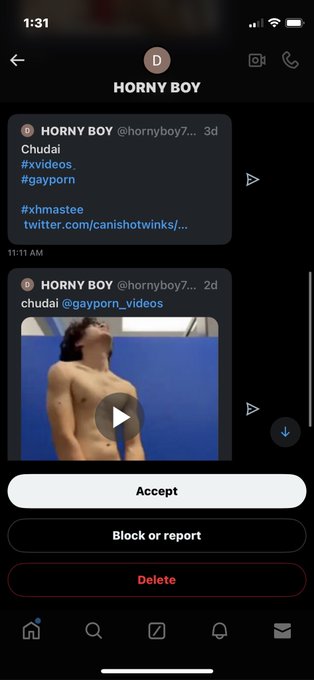 yall why did he send me these wtf https://t.co/7fImKB7t1c
