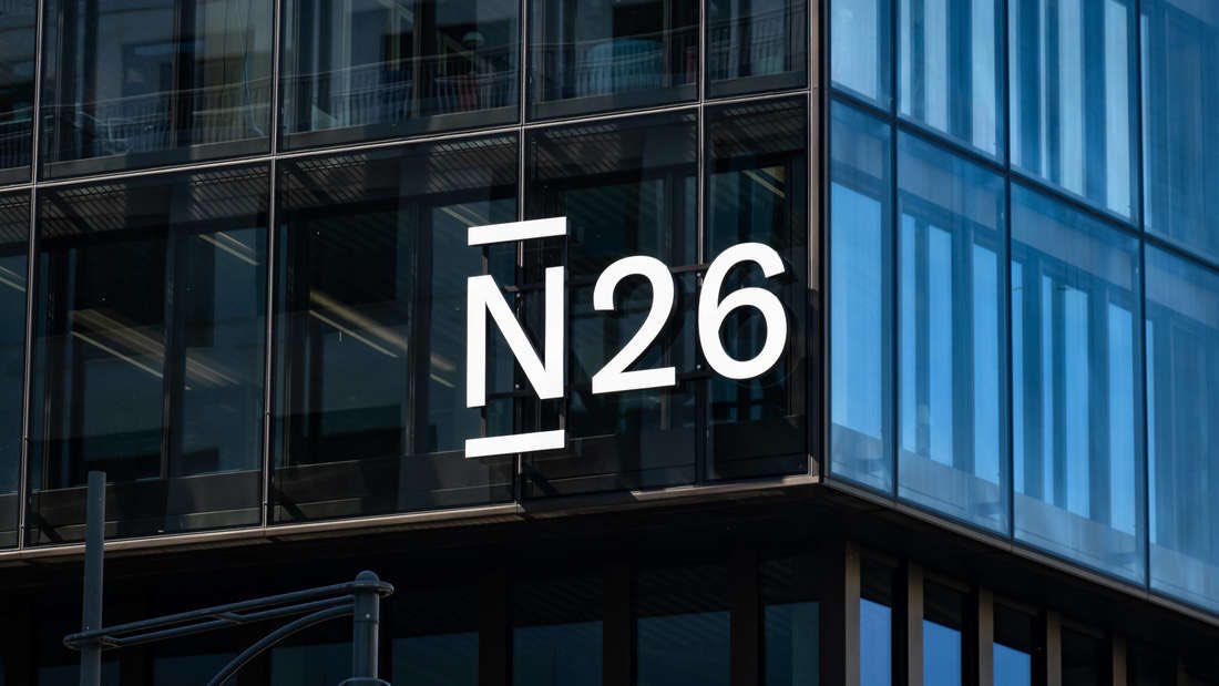 ❤️🖤#N26 muss Bußgeld in Millionenhöhe zahlen: #Geldwäsche-Verdachtsfälle zu spät gemeldet
Die Bafin verhängt erneut eine Millionenstrafe gegen die #Direktbank #N26. Wieder mal geht es um zu spät gemeldete Geldwäscheverdachtsfälle. Das Unternehmen verspricht „höchste