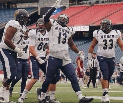 I’m blessed to received a offer from akron University 🙏🏾 @CoachReed_UA @Coach_GetWright @UCFOOTBALLNJ @ChrisJohnsen77 @IvanIvramos @IsaacAFlores @CoachSanchez_