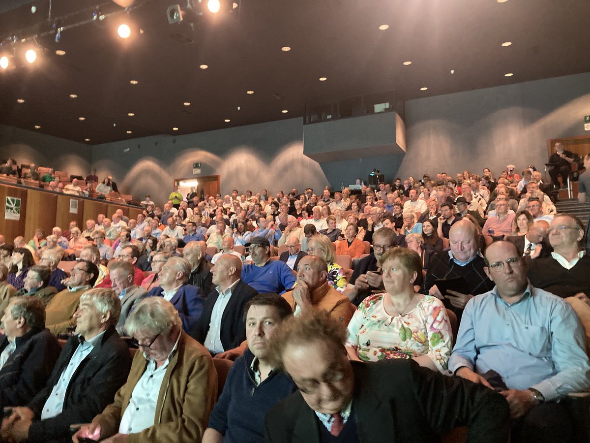 Het debat is zopas van start gegaan…