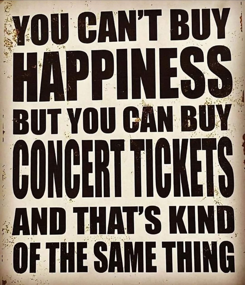 What's a favorite concert you've attended? Beside the artist, tell us why it's a favorite. The venue, the atmosphere, the sound, the prices, etc... 🎶🎸🎶