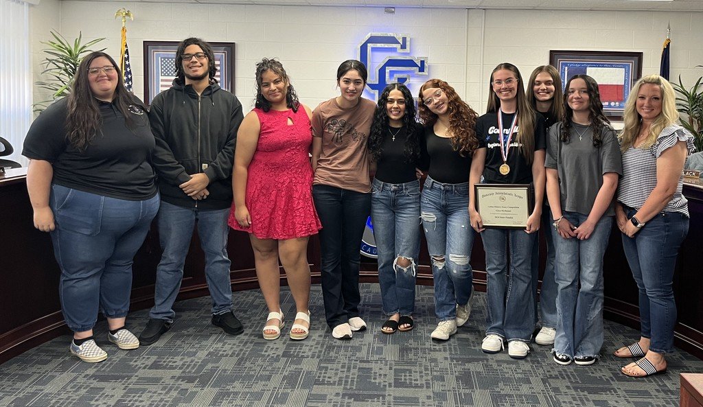 The Connally High School OAP and UIL Teams had great seasons this year! It was an absolute honor to recognize their hard work at last night's board meeting!