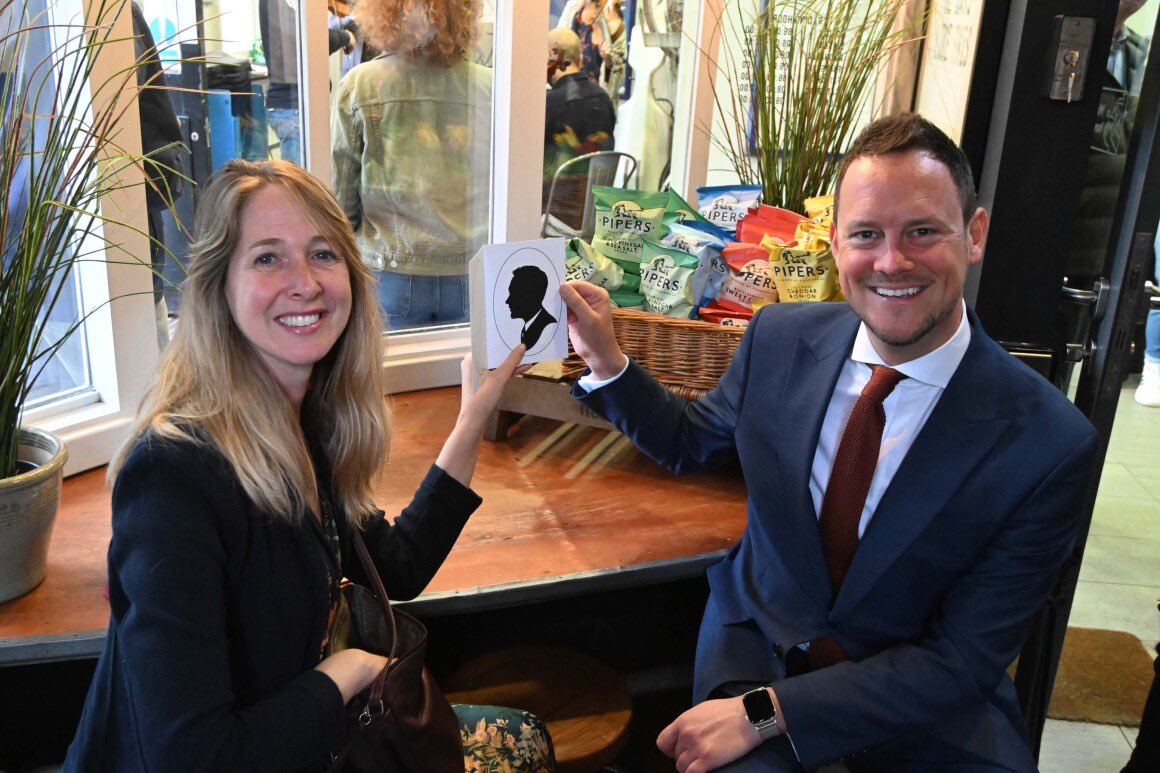 Friends AllyPallyStn tweet media