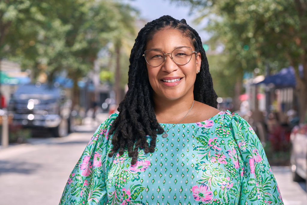 We are thrilled to announce that Teneka James-Feaman has been appointed as the new Executive Director of the DDA! With over a decade of dedication, Teneka's leadership has shaped our @DowntownWPB community. Read more: bit.ly/4dPF0Gb