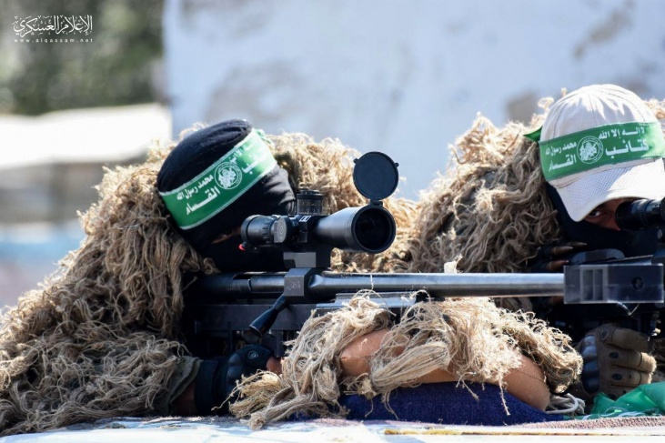 الآن.. تمكن رجال القـ،،،ـام من قنص جندي إسرائيلي في محور 'نتساريم' جنوب غرب مدينة عزة. #طوفان_الاقصی