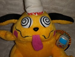 #TheIdeaFactory #TheIdeaFactory1999IdeaFactoryMeaniesTwistedToysMeaniesDopeymanTwistedToysPlush  #PikachuPokemonLikePlush #ParodyPlush #Plushies #PlushPals

This is a The Idea Factory 1999 Idea Factory Meanies Twisted Toys Meanies Dopeyman Twisted Toys Plush Spoof Plush.