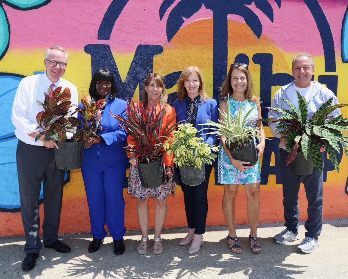 Excited to join my Town Board colleagues at the grand re-opening of Malibu Shore Club in Point Lookout! 🌴🌺 Kicking off the season with the annual planting of palm trees and tropical flowers, transforming our Town Beach into a tropical oasis. Can't wait for everyone to enjoy it!