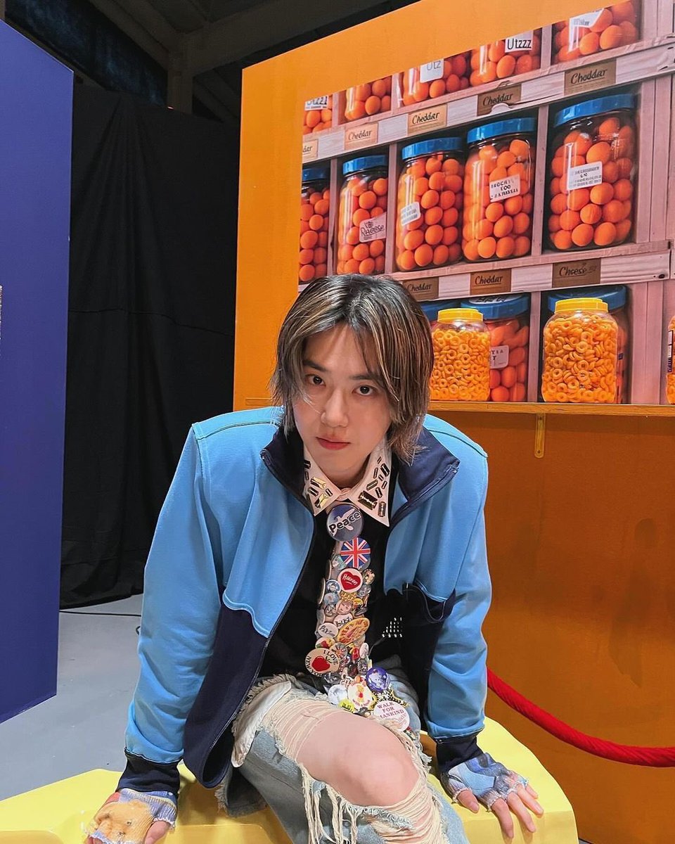 EXO SOURCE ID tweet media