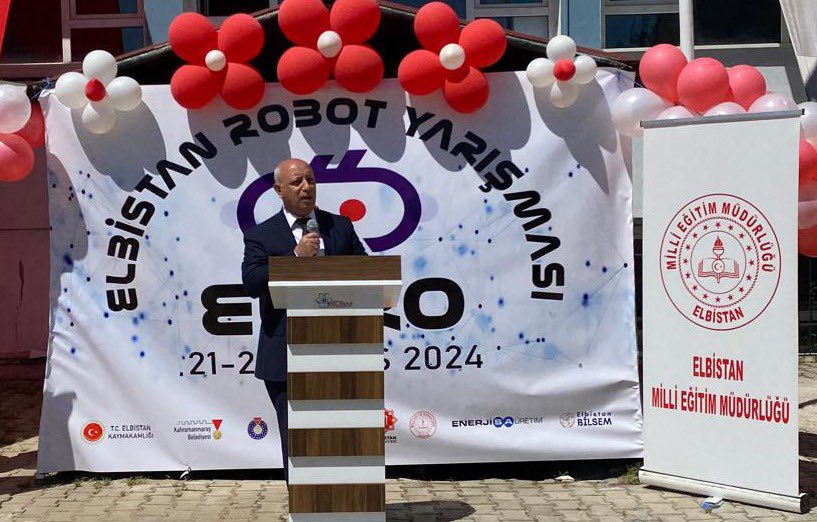 istiklalunv's tweet photo. 1- Üniversitemiz Rektörü Prof. Dr. İsmail Bakan, Elbistan Milli Eğitim Müdürlüğü tarafından, Elbistan Bilim ve Sanat Merkezi’nin koordinesinde gerçekleştirilen “Robot Yarışması” etkinliğine katıldı. Öğrencilerin çalışmalarını yakından inceleyen ve bilgiler alan++ https://t.co/CmZXDUcixA