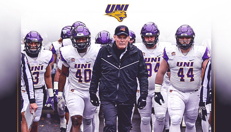 Thank you @UNIFootball for the camp invite! @BrycePaup @JPAndrade12 @GlenbardSouthFB @MikeBuke99 @OLMafia @KyleMorgan_XOS @OJW_Scouting @Bryan_Ault @ScoutingA1 @CoachChris_Roll @hddngemscouting @PrepRedzoneIL @PrepRedzone @FISTFootball @CoachSaboFIST @SalomonDLcoach @underdogrush