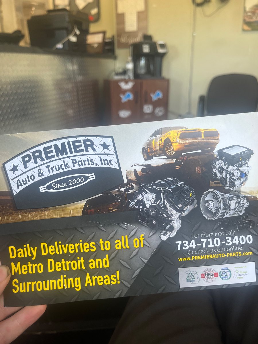 GothGoofy tweet media