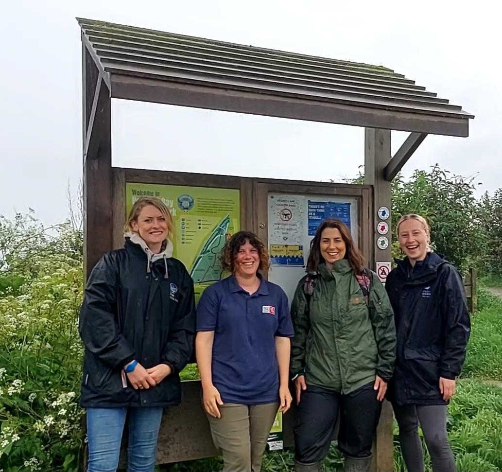 Our warden Nina joined @Sandwichbirdobs @Kent_cc and @BirdWiseEK at #PegwellBay today where the team spoke with 300 children from St Peter's school about wildlife, natural art and bug hunting on this globally important National Nature Reserve.