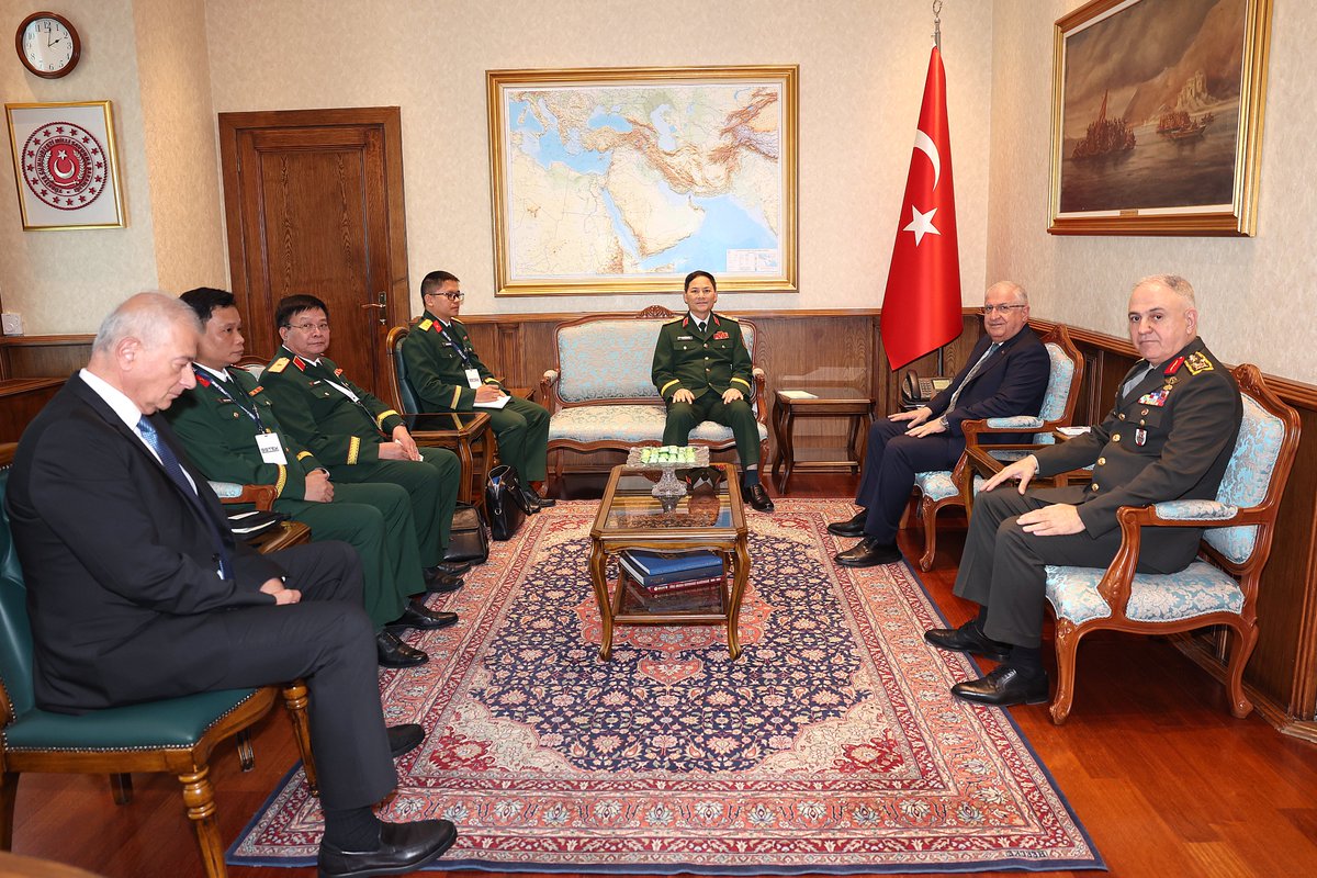 Ngày 21/5/2024, Phó Tổng tham mưu trưởng Quân đội nhân dân Việt Nam, đồng chí Phạm Trường Sơn đã có buổi làm việc với Bộ trưởng Bộ Ngoại giao Thổ Nhĩ Kỳ, ông Yaşar Güler.