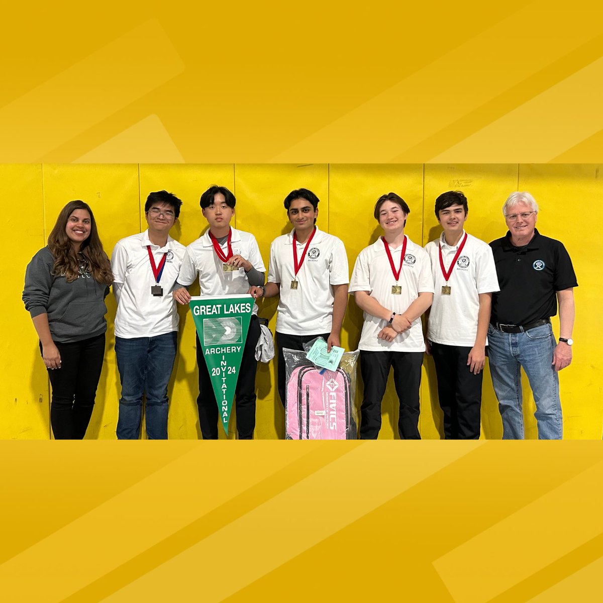 On Thursday May 16th, the #Recurve #Archery teams competed at #OFSAA. It was an incredible day. The boys' team of Paolo Zafra, Lukas Chang, Krishan Bahl, Stefan Brulak, and Markus Neringer won the Ontario title! Congratulations! Coaches Lotun and Whyte are very proud of the