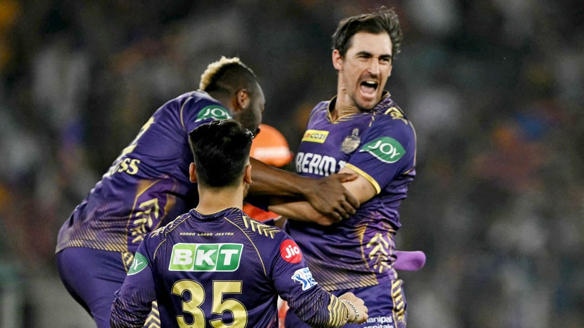 #IPL2024 #KKRvSRH #IPL #KKRvsSRH Mitchell Starc's triple-strike rattles Sunrisers Hyderabad in Powerplay SRH 45/4 vs KKR FOLLOW LIVE: toi.in/z7Yrba