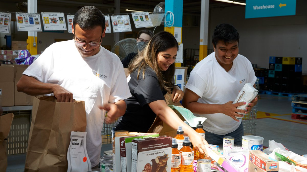 Are you looking for an opportunity where you can make an impact? 

#DailyBreadTO is making an open call for our #BoardOfDirectors. If you have a passion for #advocacy & #povertyreduction, we encourage you to apply by the June 7 deadline! Learn more 👉 bit.ly/3V20Lvg