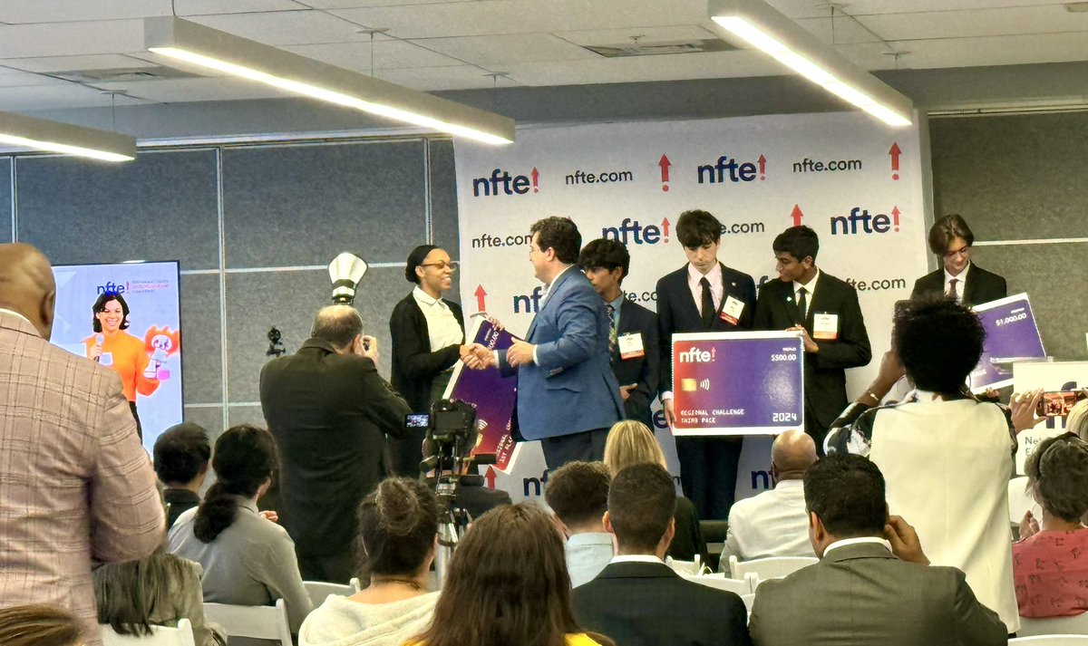 DCSDCTAE tweet media