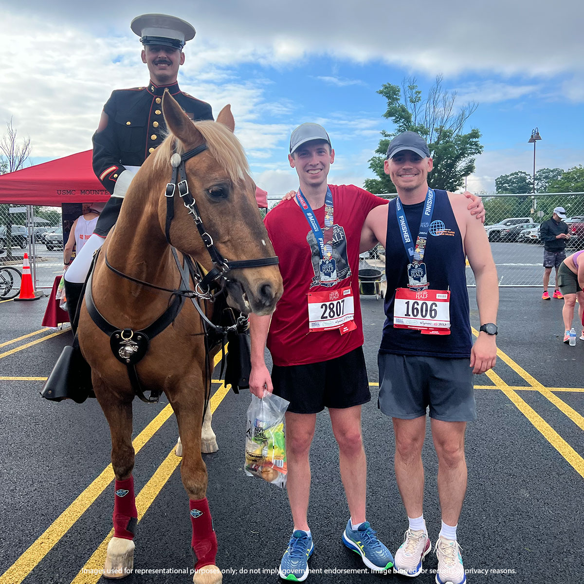 Left, right, left! We were proud to support the Marine Corps Historic Half runners as they took on the 13.1 miles winding them through Fredericksburg, VA, this past weekend. @Marine_Marathon #RunWithNavyFed #RunWIthTheMarines #GreatestHalfinHistory