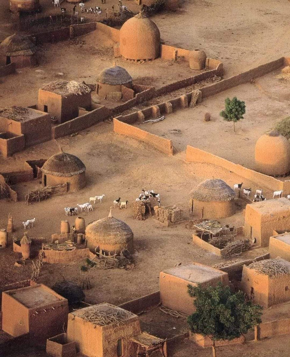 A Village near Tahoua, Niger Republic 🇳🇪🏜️ 📸 credit Ibrahim Dogo.