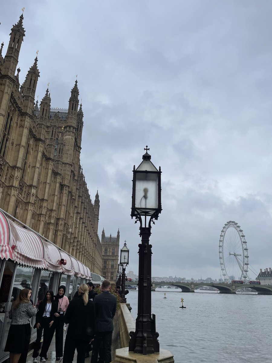 Oya Çeliktutan tweet media