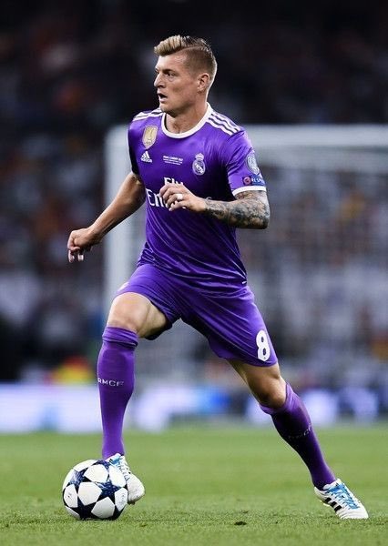 Alvaro_varito's tweet image. Vamos a sortear una camiseta de Toni Kroos‼️

Como siempre:

✅ Dar RT
✅ Seguir a @Ctinfo_17
✅ Seguirme a mí

Ganador el día del Real Madrid - Betis 🥲

Además, tienen descuento del 10% en toda la web aplicando el código 'FIN10'

Suerte a todos 😁😁