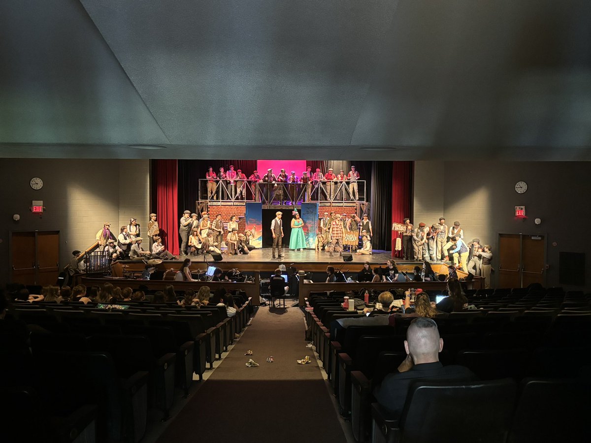 Our Glendale staff and students are hard at work rehearsing for our upcoming Newsies shows: May 24, 27, 28, 29, 30, 31. Got your tickets yet?  Don’t miss out!