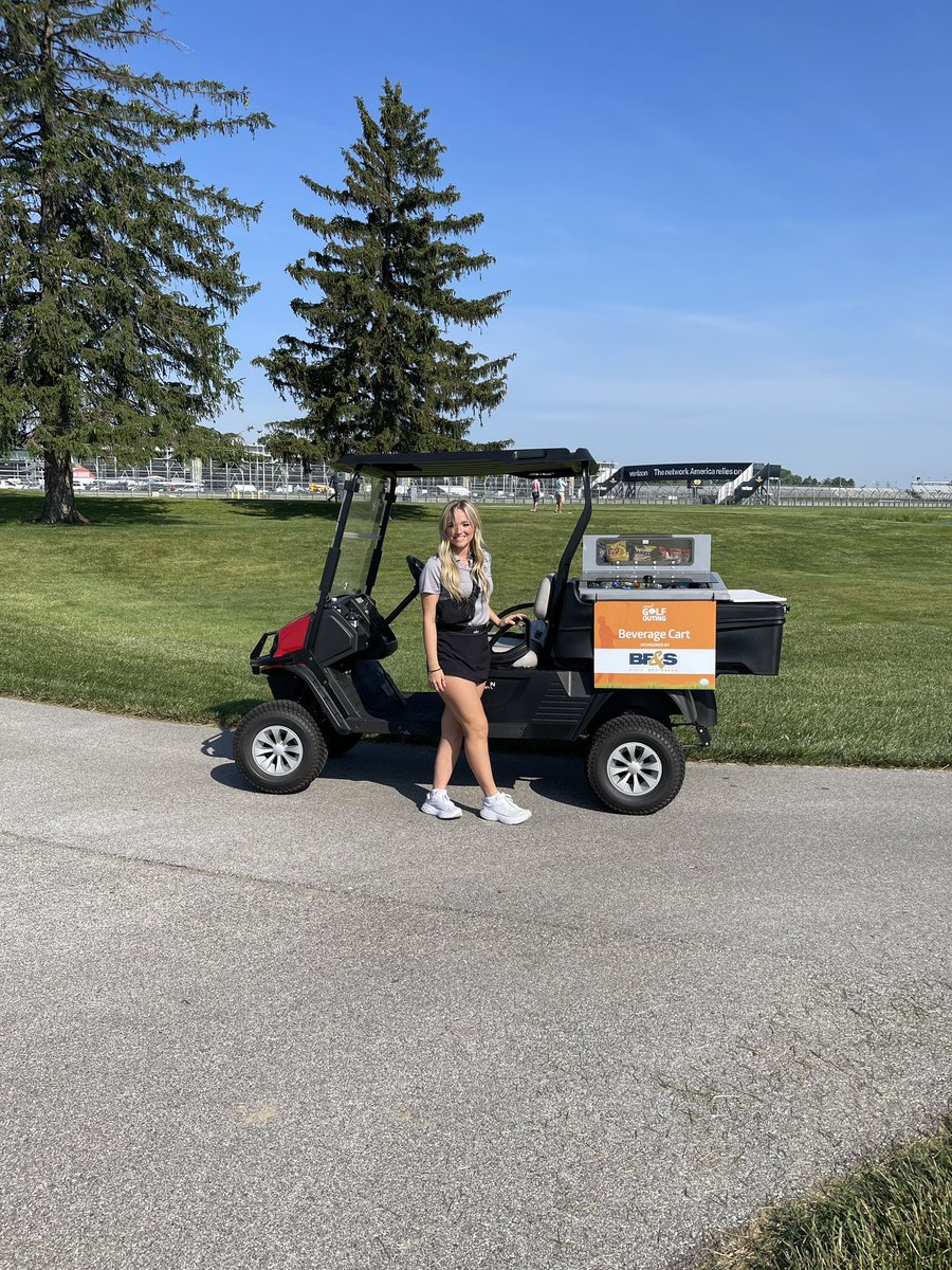 Golf is making us thirsty! 🍹 Thank you to @BFSEngr for sponsoring the beverage cart!