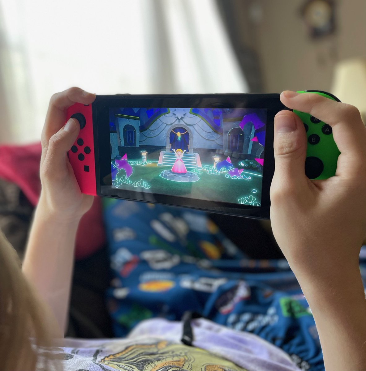 Princess Peach is back in a new game called Princess Peach: Showtime! My son has been having a blast playing the game on his Nintendo Switch &amp; here's why:

airingmylaundry.com/2024/05/prince…

#gifted #review <a href="/NintendoAmerica/">Nintendo of America</a> #princesspeachshowtime