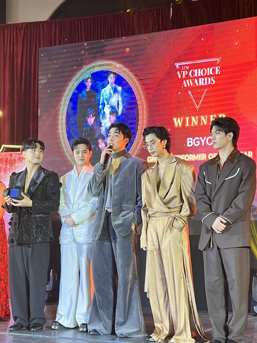 mjfelipe's tweet photo. JUST IN: Kapamilya personalites and programs dominate the 5th Village Pipol Choice Awards. 

Youtuber of the Year - Andrea Brillantes
Tiktok Star of the Year - Andrea Brillantes 

Most Promising Female star of the Year - Karina Bautista 
TV Supporting Actress of the Year - Vivoree
(Can't Buy Me Love) 
Breakthrough Star of the Year - Maris Racal (Can't Buy Me Love) 
Loveteam of the Year - Donny Pangilinan and Belle Mariano 

TV Actor of the Year (Afternoon) - KD Estrada 
TV Actress of the Year (Afternoon) - Alexa Ilacad 
TV Actor of the Year (Primetime) - Donny Pangilinan 
TV Actress of the Year (Primetime) - Belle Mariano 

Performer of the Year - Belle Mariano for 'Beloved' 
Group Performer of the Year - BGYO 
BL Loveteam of the Year - Miggy Jimenez and Zaijan Jaranilla (Senior High)

News Reporter of the Year - MJ Felipe
News Program of the Year - TV Patrol
TV Series of the Year - Can't Buy Me Love 

Movie Supporting Actress of the Year - Janella Salvador 'Mallari'
Movie Director of the Year - Mae Cruz Alviar 'Rewind' 
Movie of the Year - 'Rewind' 
Movie Actress of the Year - Marian Rivera 'Rewind'