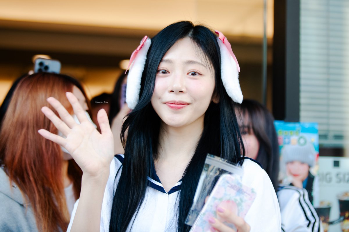 240517 🐰🥰 우리 언니 🥰🐰
#드림캐쳐 #지유 #Dreamcatcher #JIU