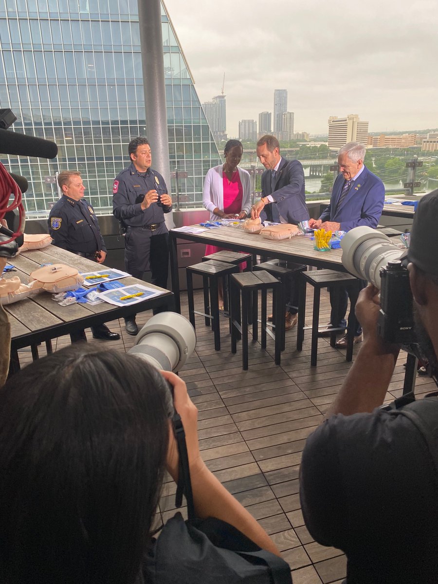 CHC staff attended a press conference addressing the spike in fentanyl overdoses in Austin/Travis County and new initiatives to combat them. As a funded partner, we're developing a #HealthComm campaign for @AusPublicHealth to reduce fentanyl-related deaths in our community.