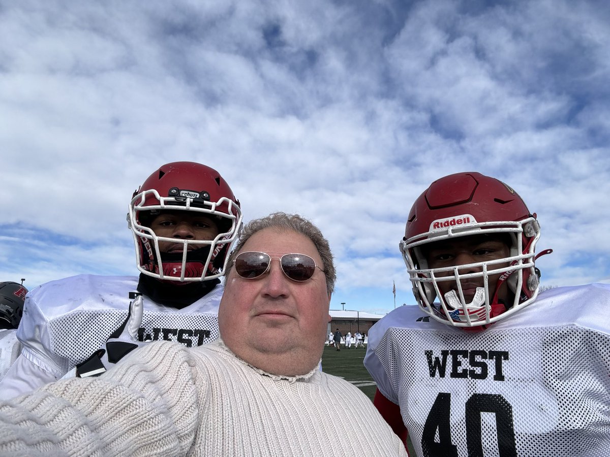 @EastDenver celebrates a fine group of young men 

Next level sports and post secondary education 

Go Angels 😇 😇 #copreps