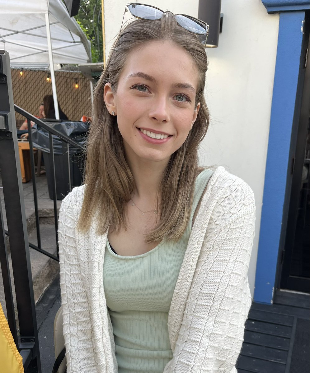 TrueBlueDaniel's tweet photo. #SetonHall2024 Congratulations to Caroline 👩🏼‍🎓🎉🥳🎊 https://t.co/HNOIchOWx0
