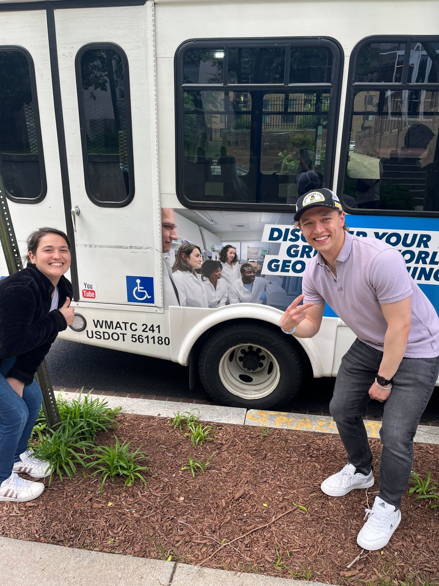 Rebecca Lynch (@rebeccalynchlab) on Twitter photo Some of our lab members are enjoying their newfound fame! Some of our lab members are enjoying their newfound fame!