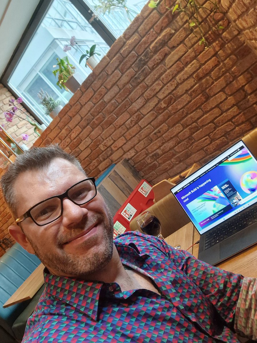 CNHuntingford's tweet image. My nest for the next little while to watch the start of #microsoftBuild. I&apos;m really pumped for this year and I&apos;m looking forward to hearing from so many legendary people. 

#msbuild @msdev