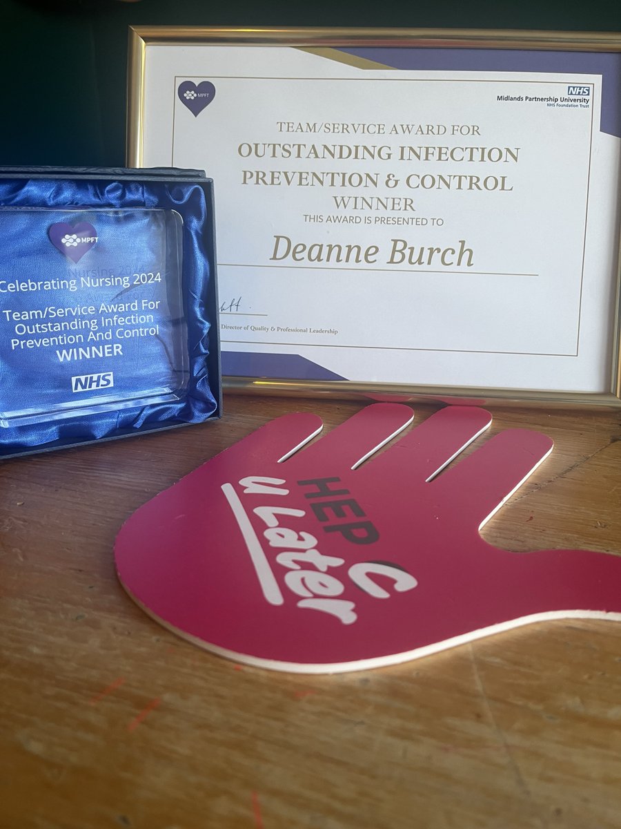 Last week #HepCULater Programme Lead @DeanneBurch10 won the @mpftnhs Clinical Nursing Infection Prevention Award #WeAreNHS @NHS_APA @Inclusion_NHS @MpftSpecialist