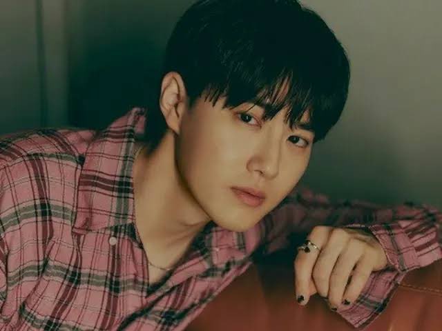 WWEXOL's tweet photo. HAPPY BIRTHDAY SUHO 🐰

ROCKSTAR PRINCE SUHO DAY
#2024해피수호데이
#2024HAPPYSUHODAY
@weareoneEXO https://t.co/emsgNoo7ZF