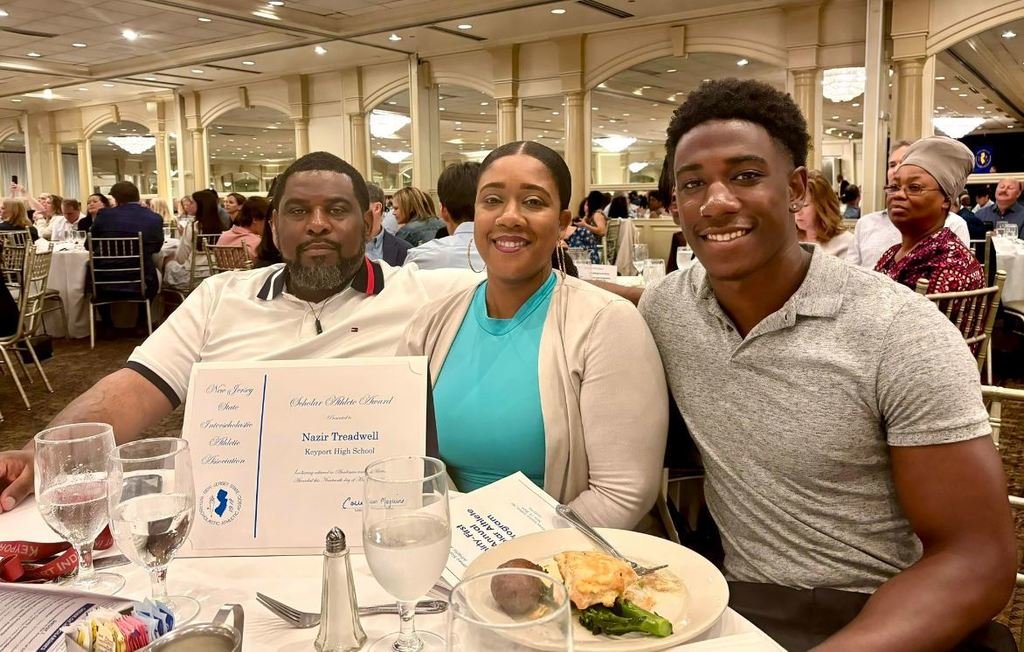 Congratulations to Nazir Treadwell for being named Keyports 2024 NJSIAA Scholar-Athlete. We are extremely proud of you and can not wait to see what you accomplish in the future. Once a Red Raider...always a Red Raider!