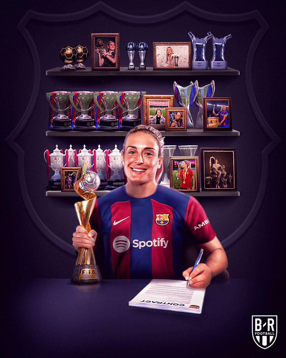 OFFICIAL: Alexia Putellas has signed a new deal with Barcelona until 2026 💙❤️