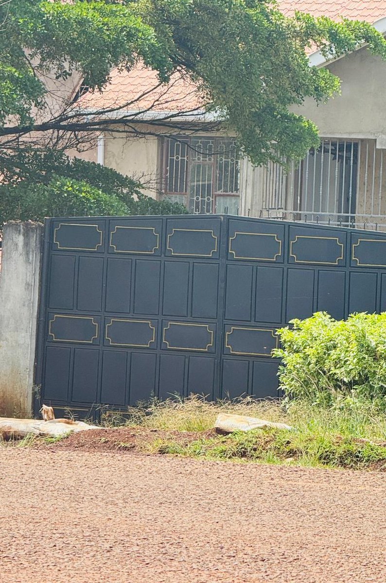 Why did the BMW owner install a close to check engine light on his gate?
So he can practice feeling at home before he even parks 😂
@SpaceYaMagari