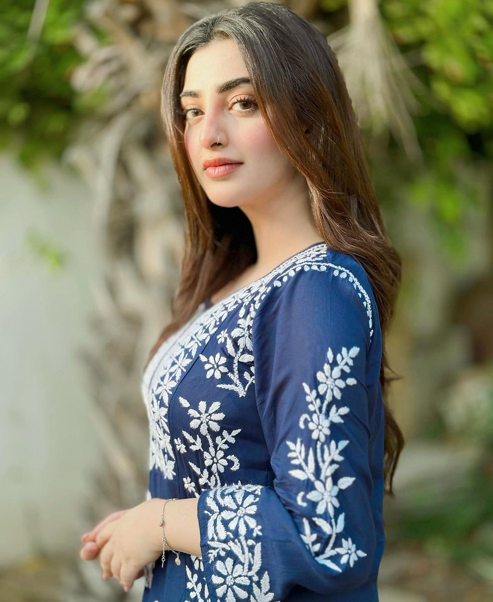 Curvaceous cutie #NawalSaeed 🌟