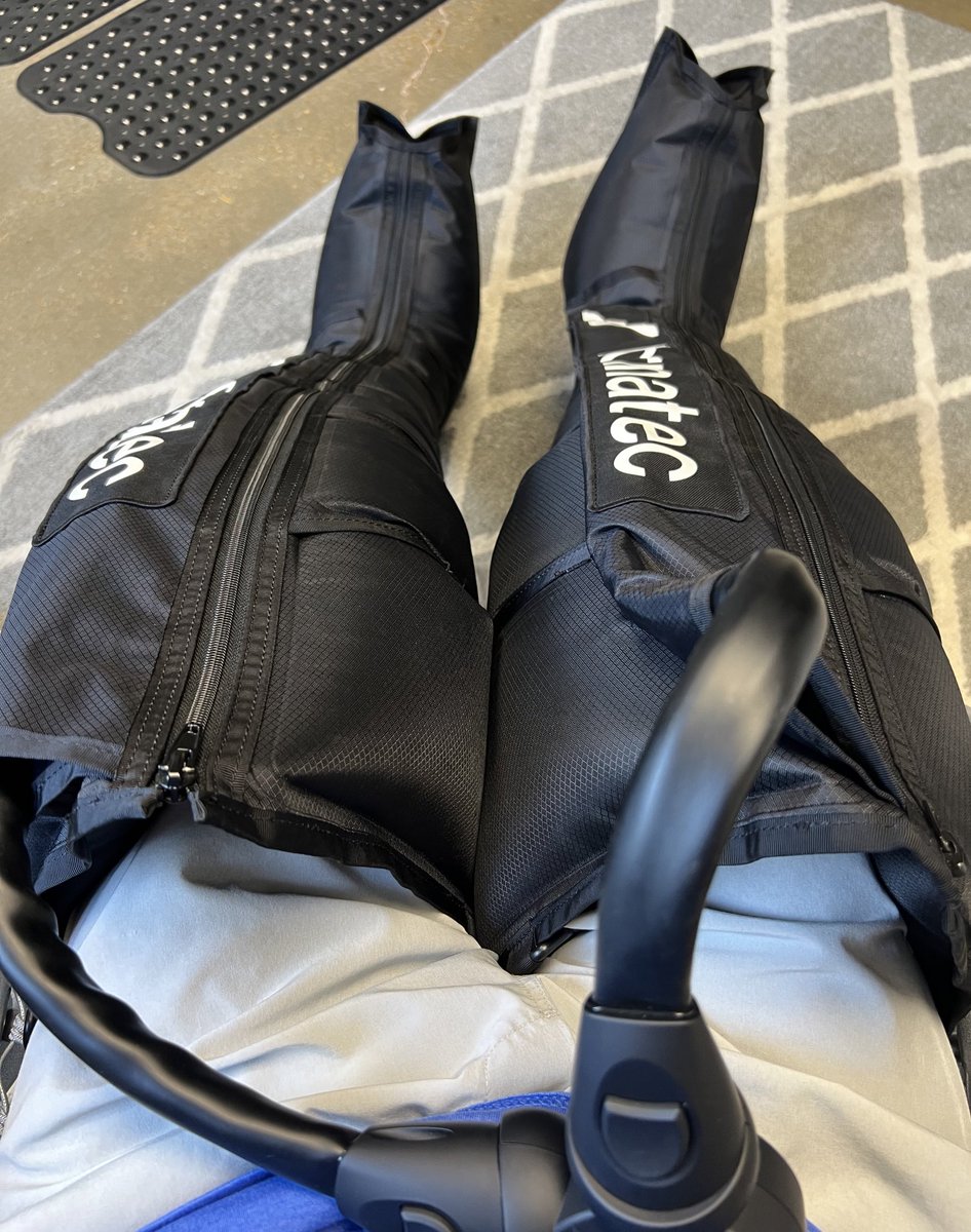 Hey Siri add getting a blowie with the normatec legs on to the top of my bucket list