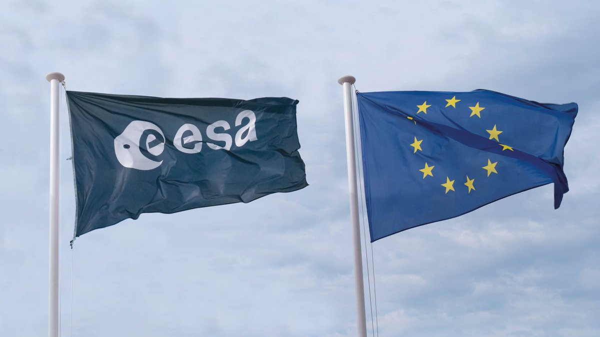 AschbacherJosef's tweet photo. Why and how Europe must nurture its space industry https://t.co/ARxqIRbzZM #SpaceCouncil🇧🇪 https://t.co/FvqKsJ3QZ0